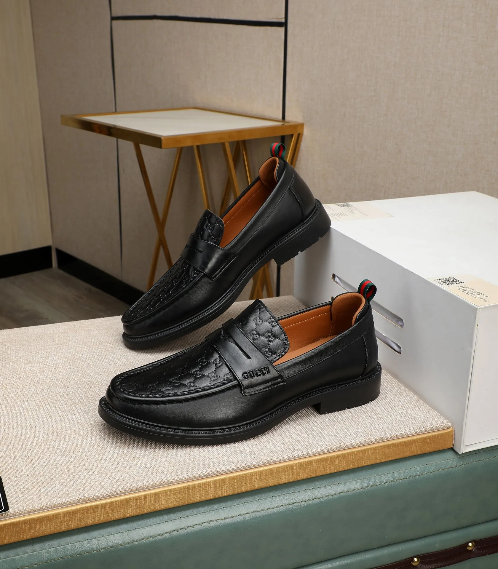 Men's men's shoes💰500📛📛Original (water-dyed cow lining) Gucci GUCCI official website formal shoes🌀 Italian🇮🇹imported cowhide➕top imported water-dyed cowhide lining💋Finely handmade original bottom, the real thing looks better when photographed in person Standard size 38-44